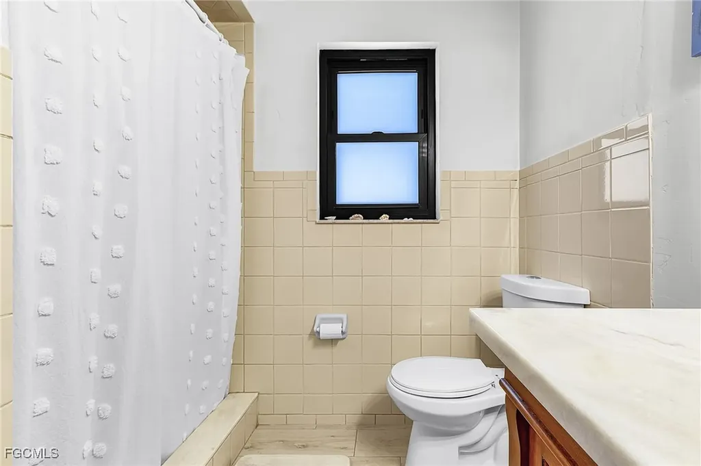 12184 Dolphin Road Bokeelia FL 33922