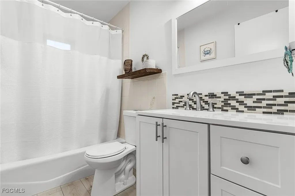 12184 Dolphin Road Bokeelia FL 33922