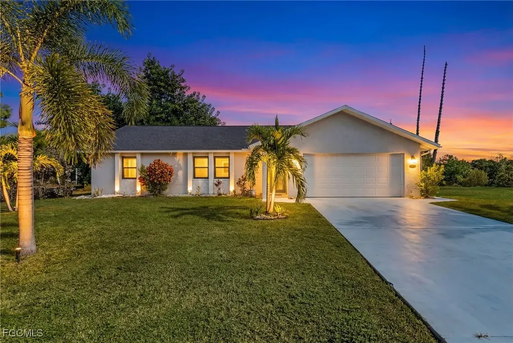 12184 Dolphin Road Bokeelia FL 33922