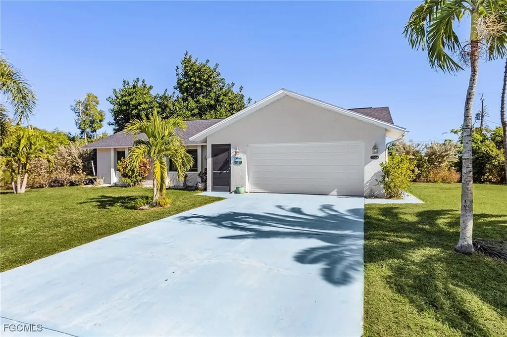 12184 Dolphin Road Bokeelia FL 33922