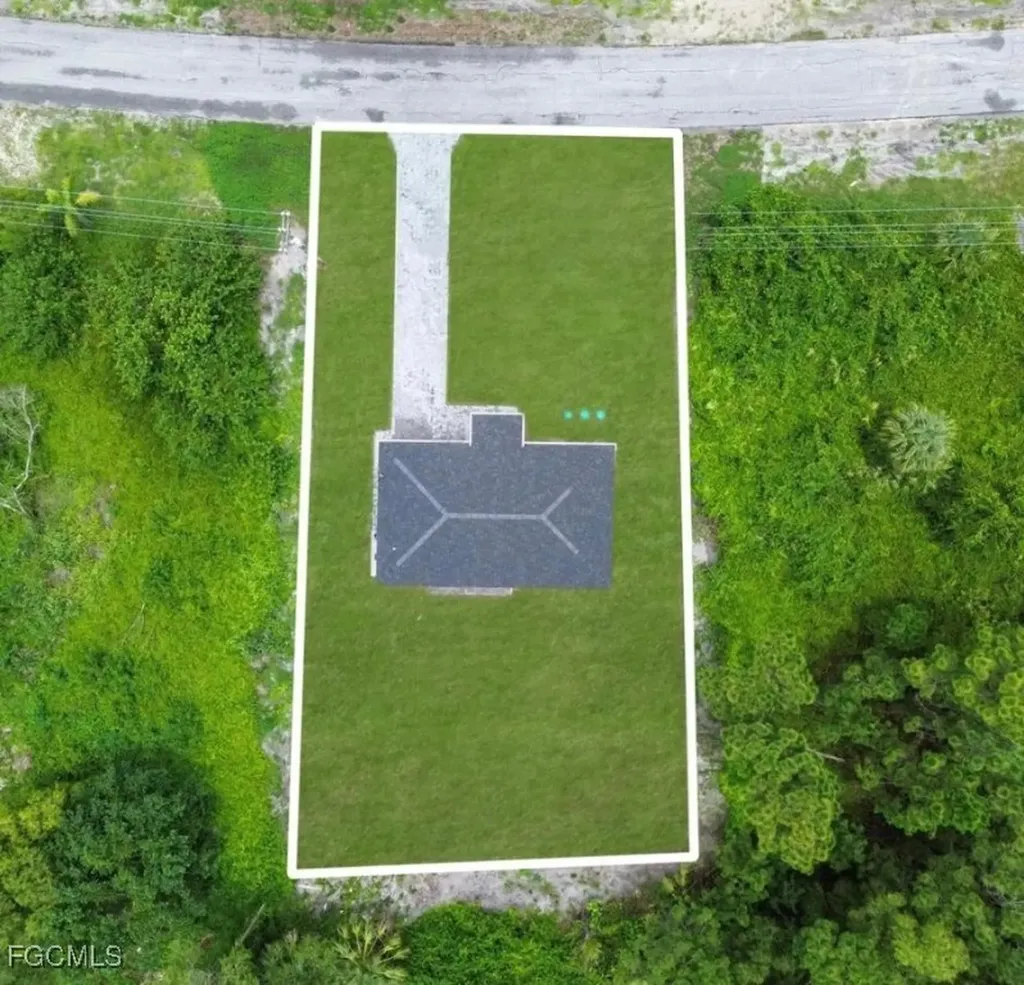 382 Mcarthur Boulevard Lehigh Acres FL 33974
