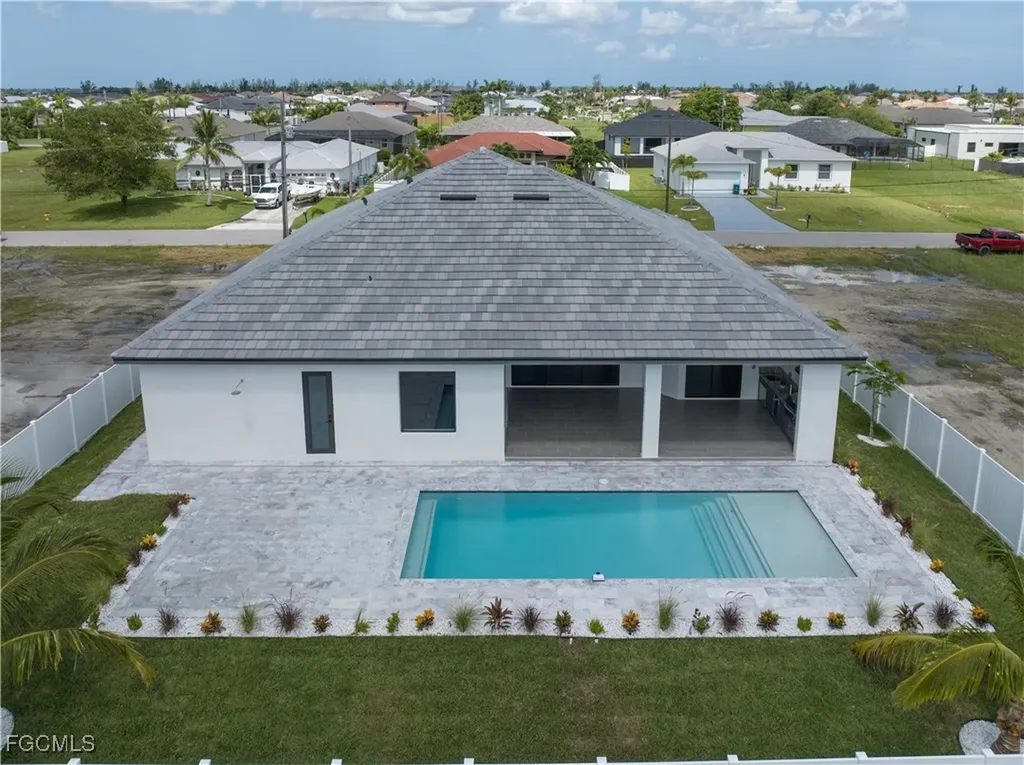 109 NW 35th Place Cape Coral FL 33993