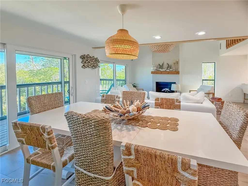 4490 Harbor Bend Drive Upper Captiva FL 33924