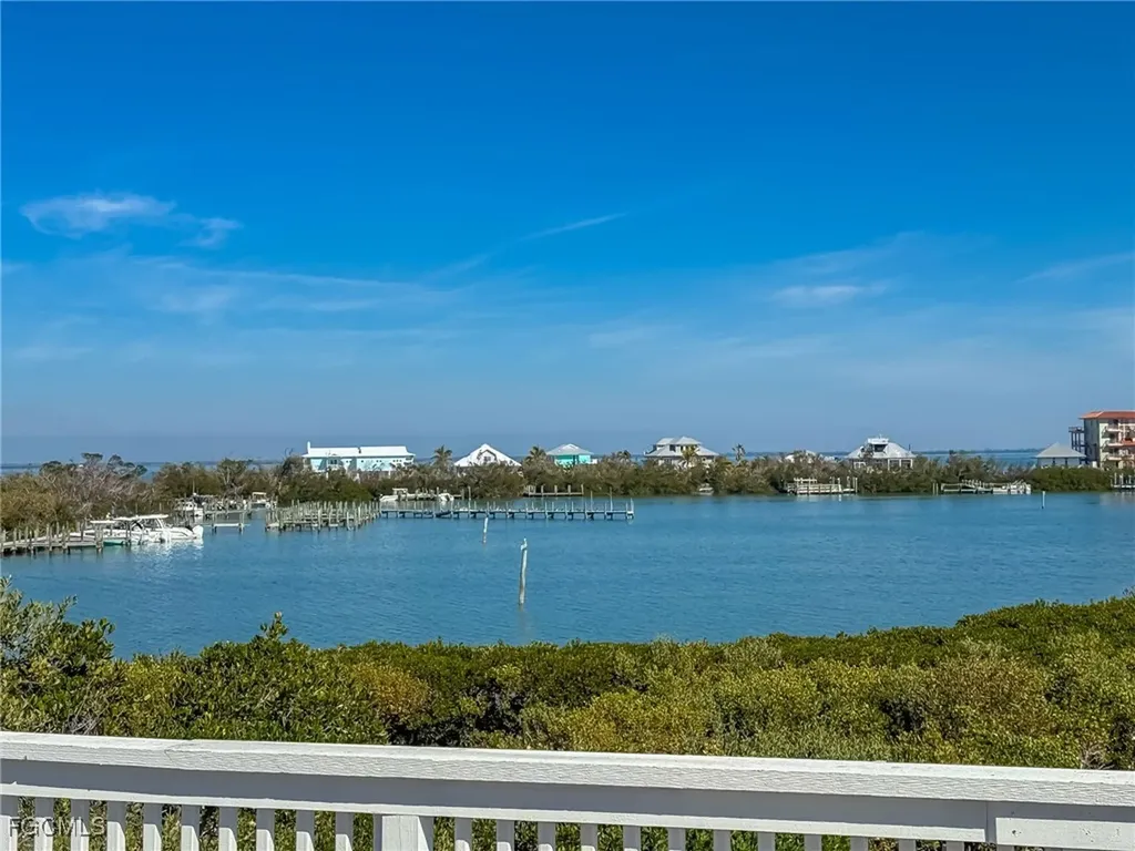 4490 Harbor Bend Drive Upper Captiva FL 33924