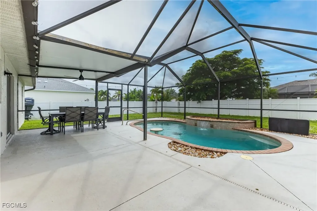1910 NW 14th Terrace Cape Coral FL 33993