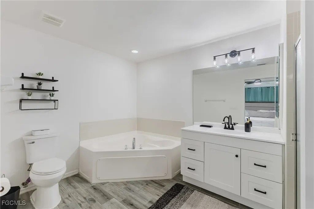 1910 NW 14th Terrace Cape Coral FL 33993
