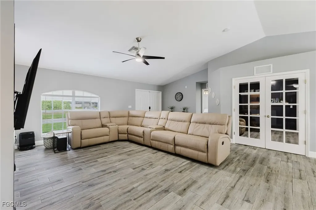 1910 NW 14th Terrace Cape Coral FL 33993