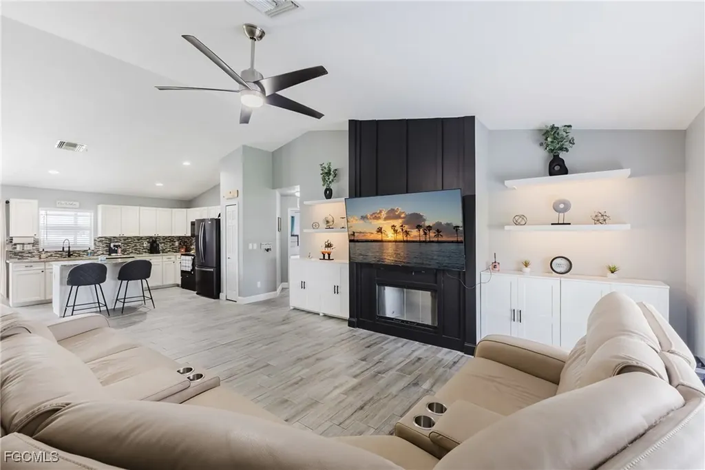 1910 NW 14th Terrace Cape Coral FL 33993