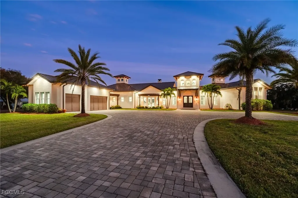 5994 Dragoon Court Labelle FL 33935