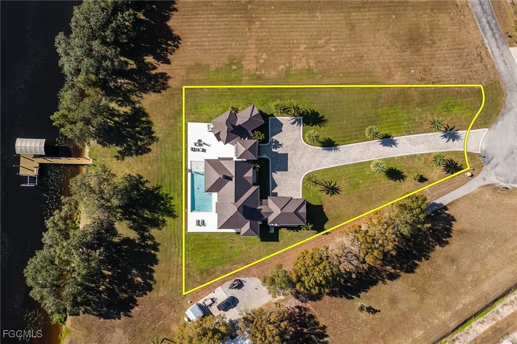 5994 Dragoon Court Labelle FL 33935