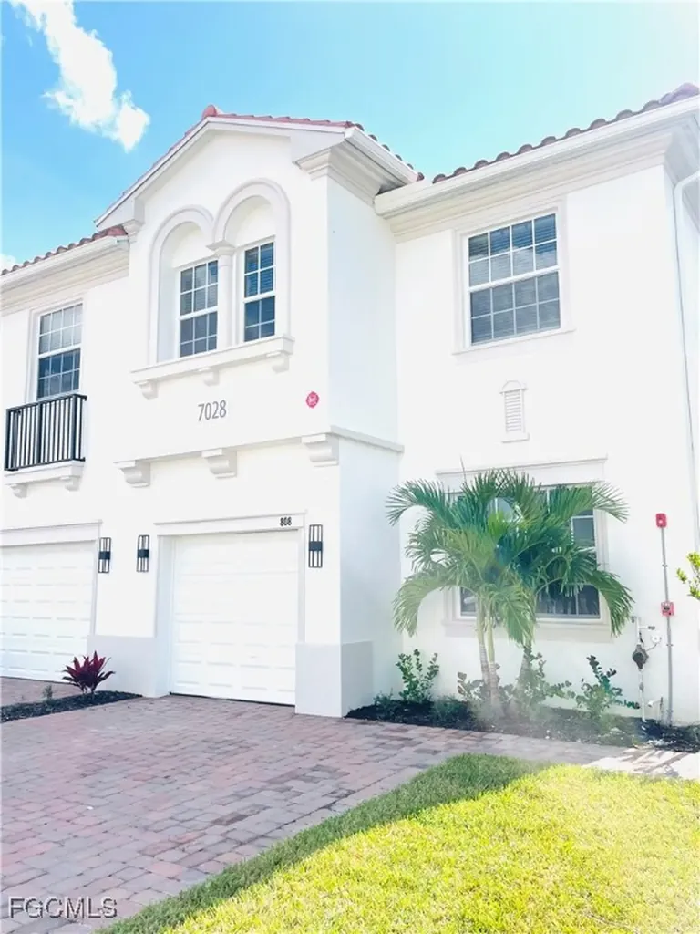 7028 Ambrosia Lane Naples FL 34119