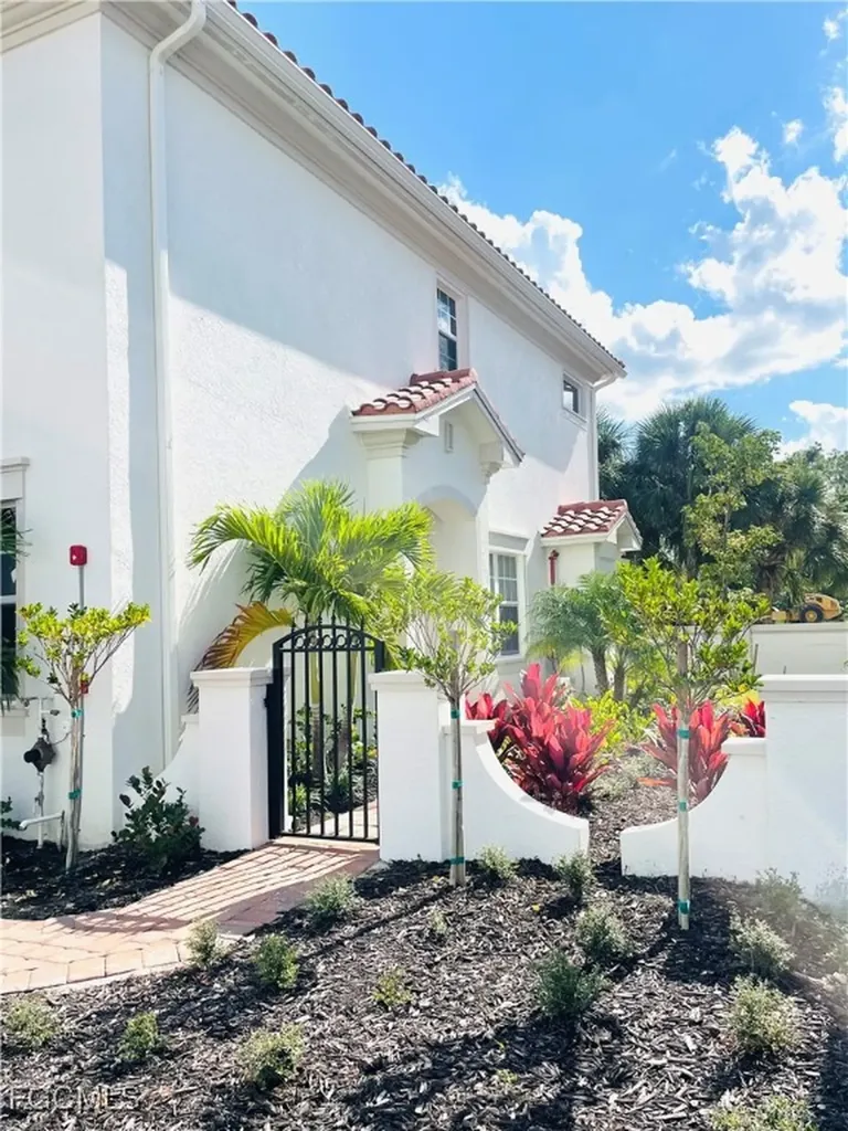 7028 Ambrosia Lane Naples FL 34119