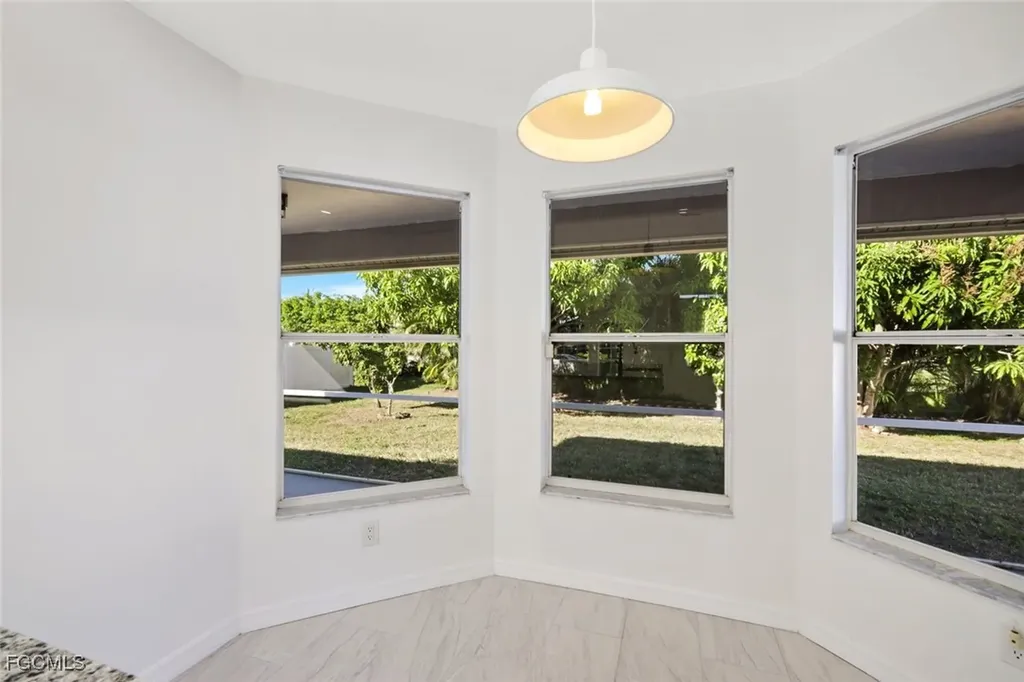 2519 SW 30th Street Cape Coral FL 33914