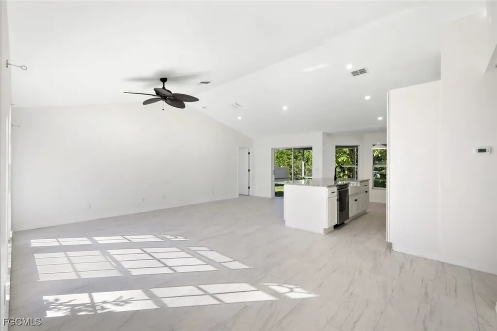 2519 SW 30th Street Cape Coral FL 33914