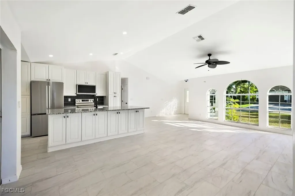 2519 SW 30th Street Cape Coral FL 33914