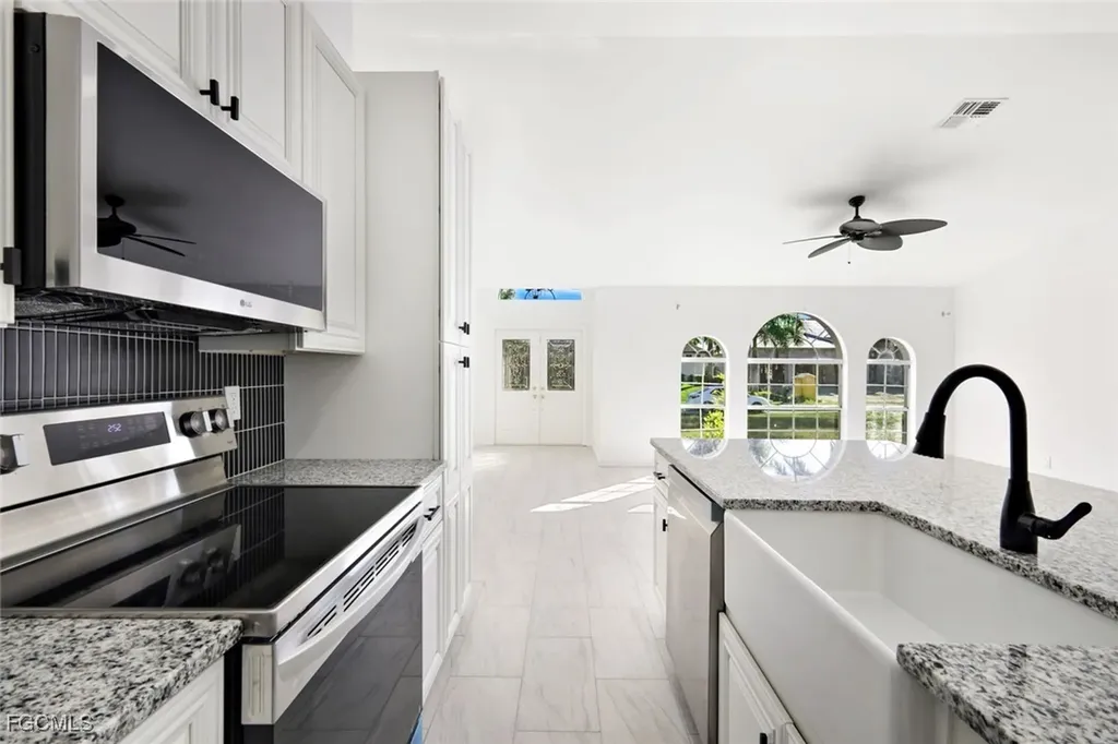 2519 SW 30th Street Cape Coral FL 33914