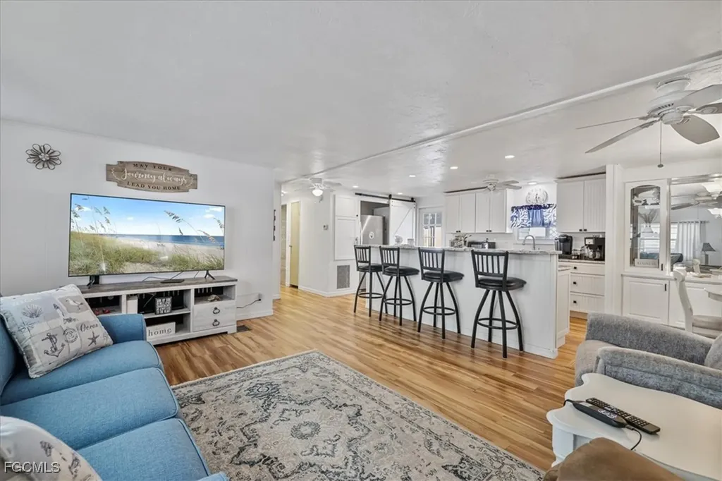 786 Roses Lane North Fort Myers FL 33917