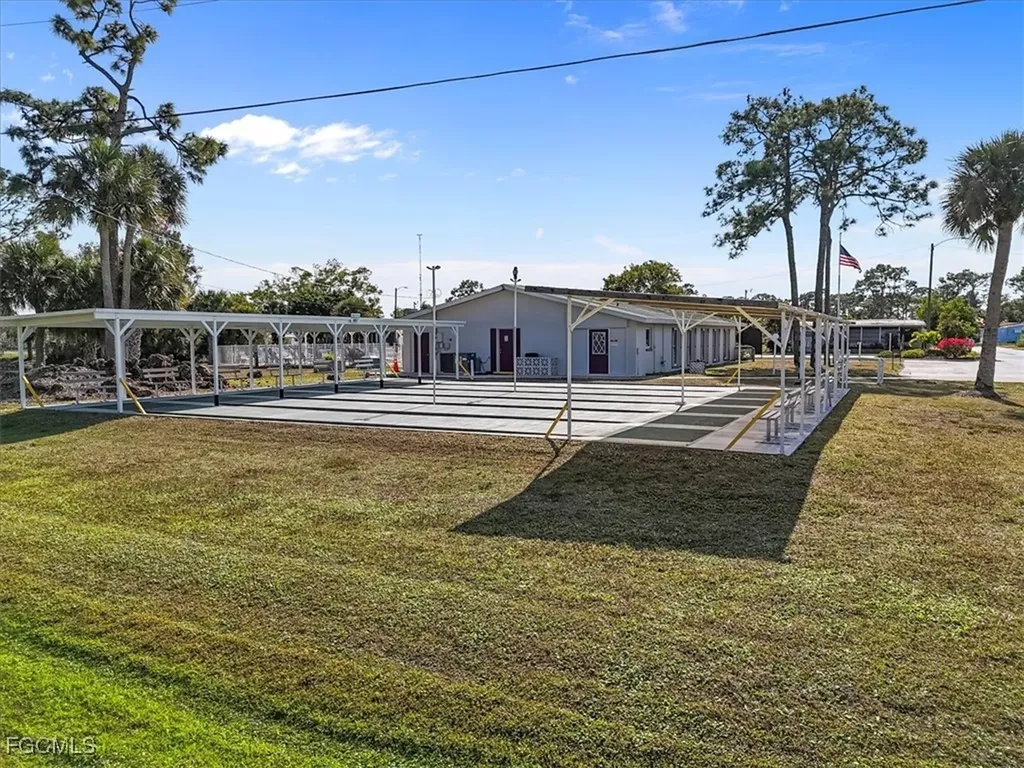 786 Roses Lane North Fort Myers FL 33917