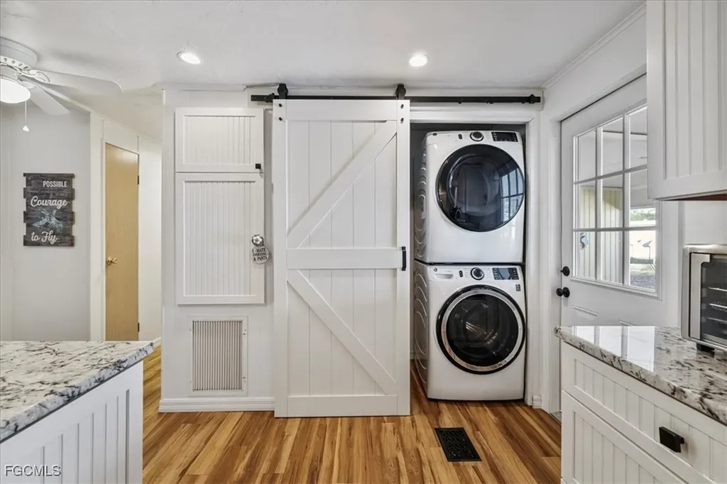 786 Roses Lane North Fort Myers FL 33917