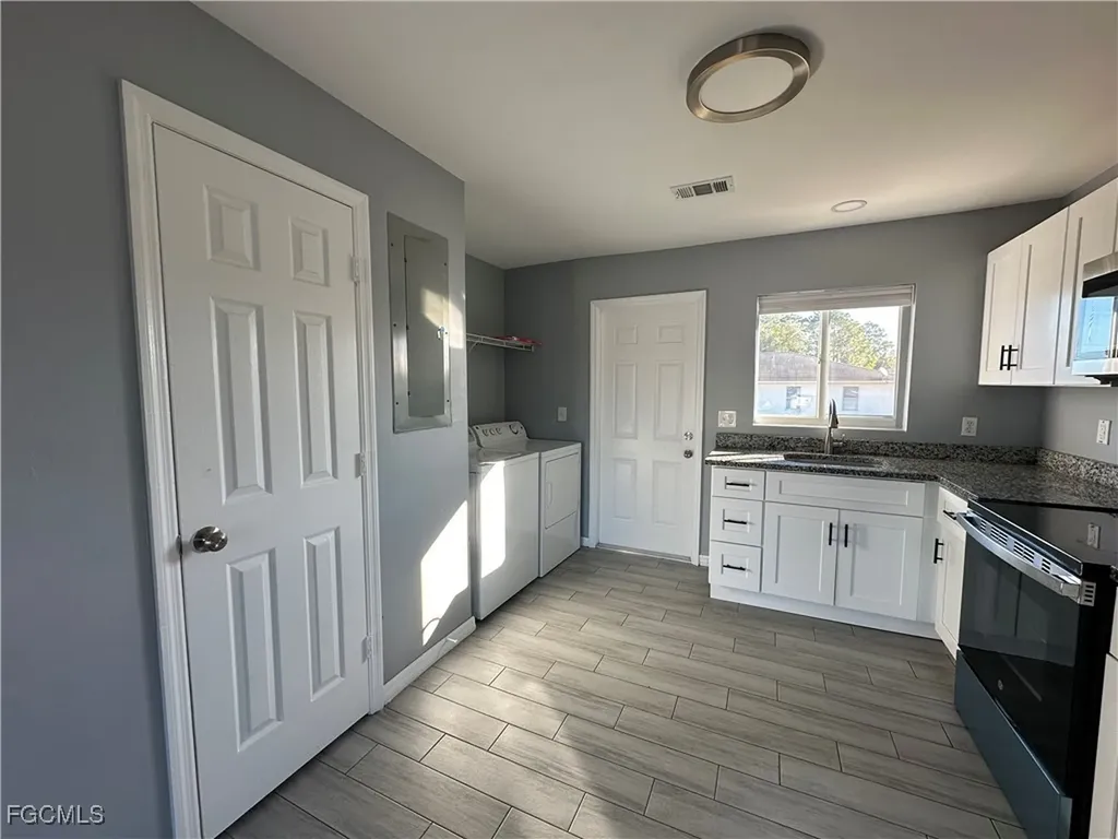 137-139 Gordon Avenue S Lehigh Acres FL 33973