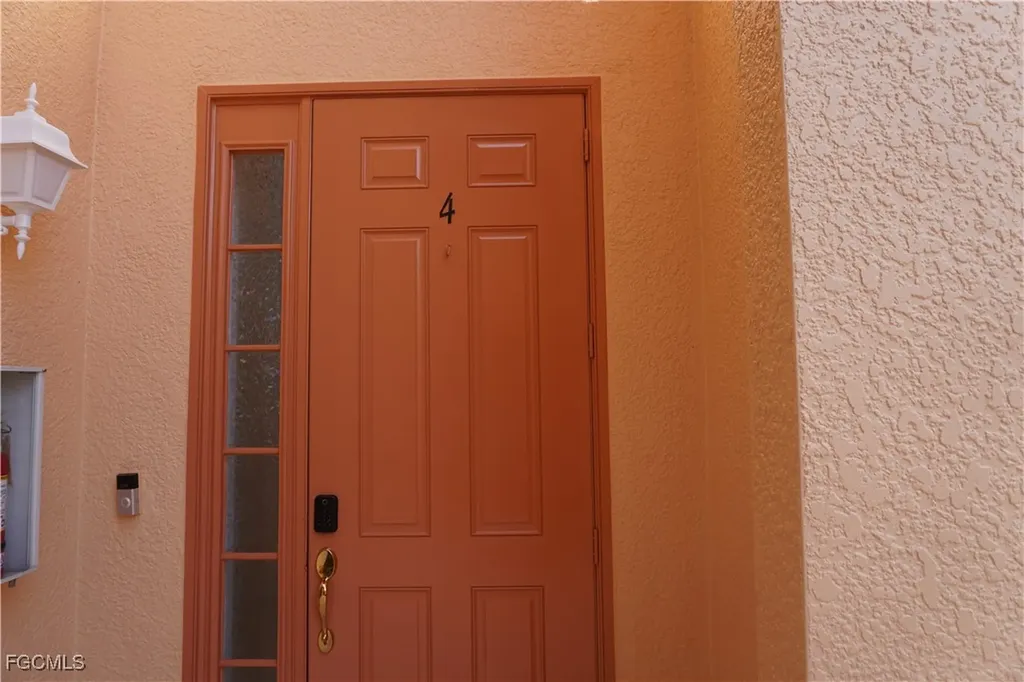 13091 Sandy Key Bend North Fort Myers FL 33903