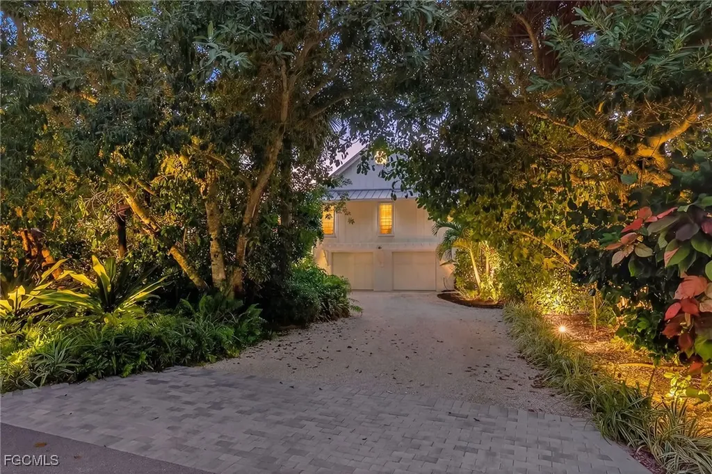 1973 Wild Lime Drive Sanibel FL 33957