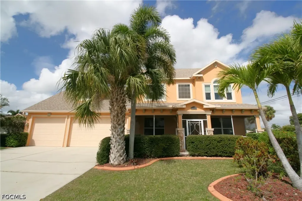 3702 SE 6th Avenue Cape Coral FL 33904
