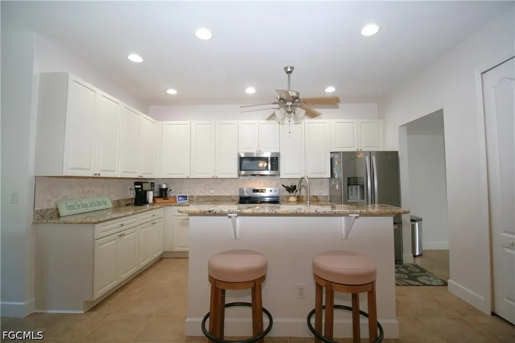 3702 SE 6th Avenue Cape Coral FL 33904