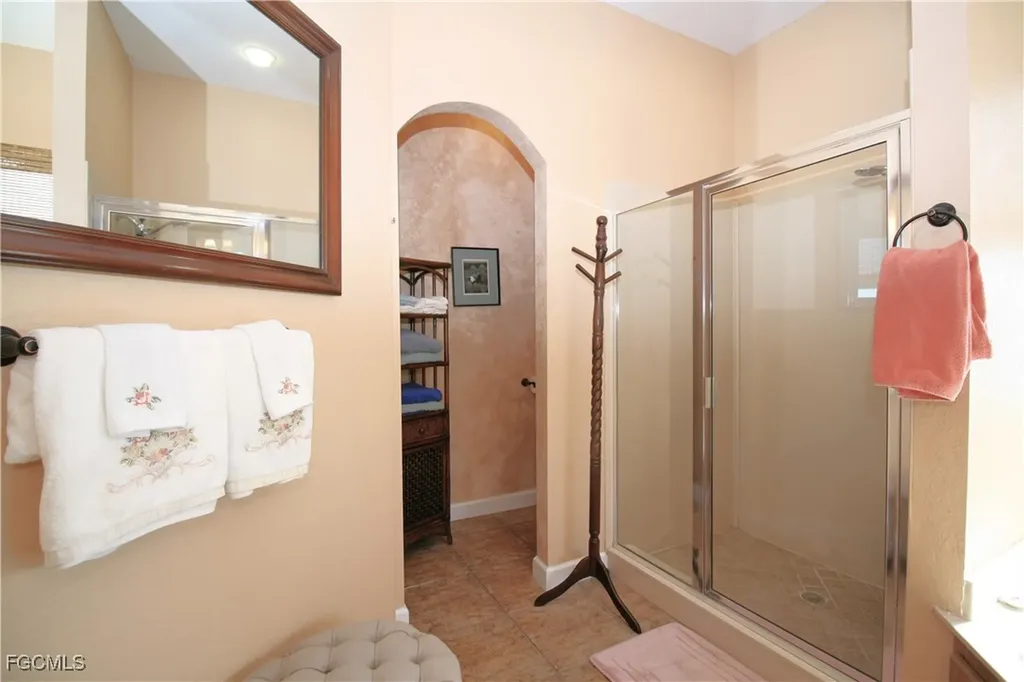 3702 SE 6th Avenue Cape Coral FL 33904