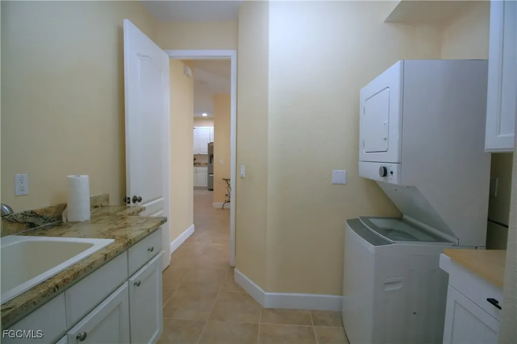 3702 SE 6th Avenue Cape Coral FL 33904