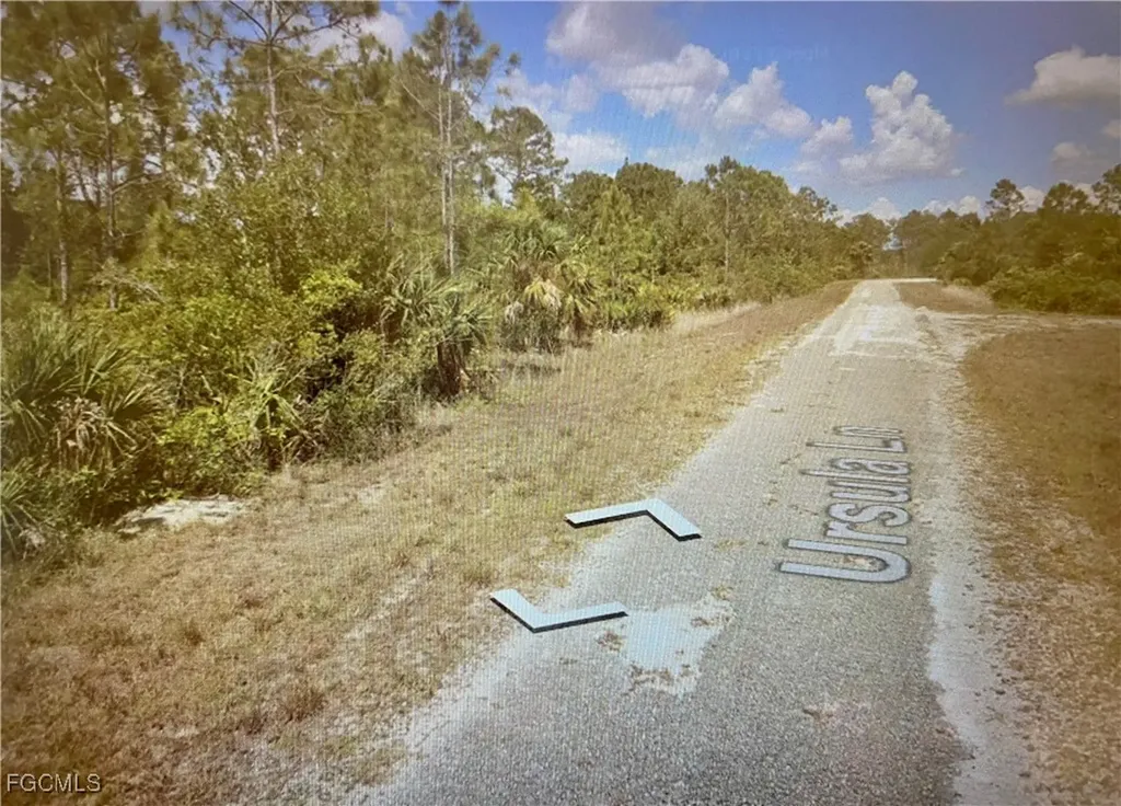 374 Ursula Lane Lehigh Acres FL 33972