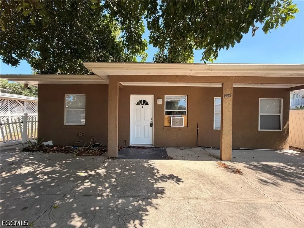 1935 Ricardo Avenue Fort Myers FL 33901