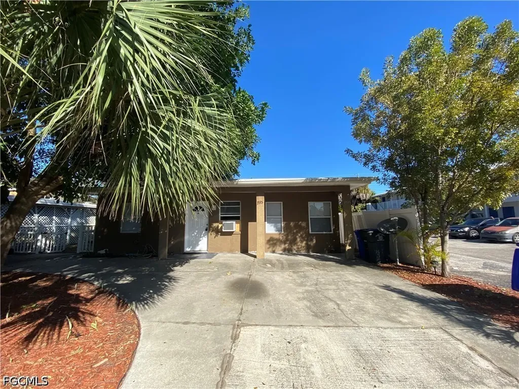1935 Ricardo Avenue Fort Myers FL 33901