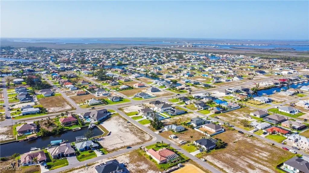 14 NW 35th Avenue Cape Coral FL 33993