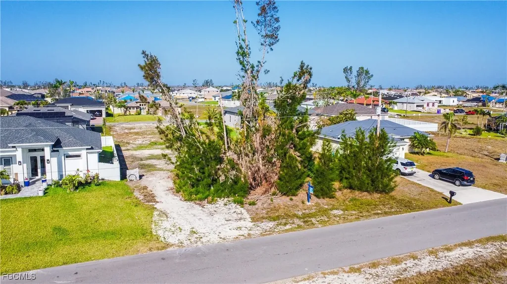 14 NW 35th Avenue Cape Coral FL 33993