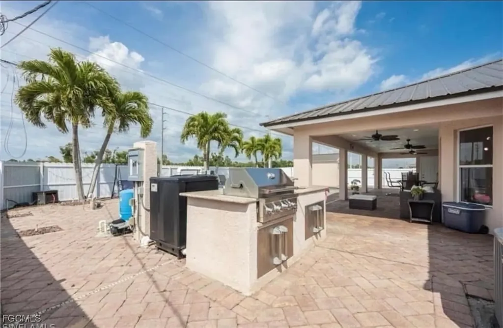 831 NE 23rd Terrace Cape Coral FL 33909
