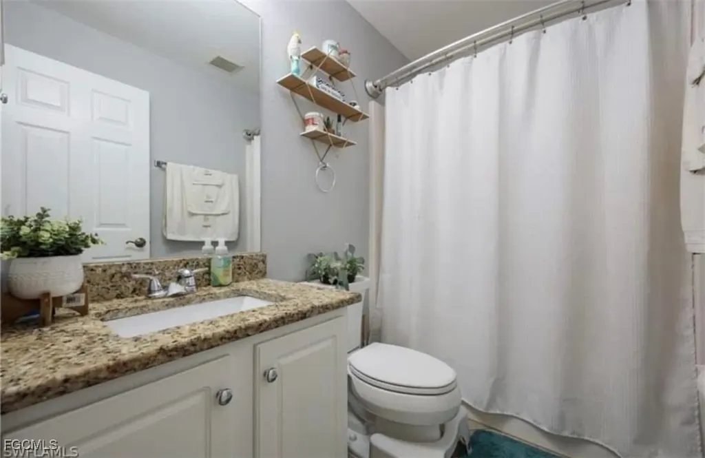 831 NE 23rd Terrace Cape Coral FL 33909