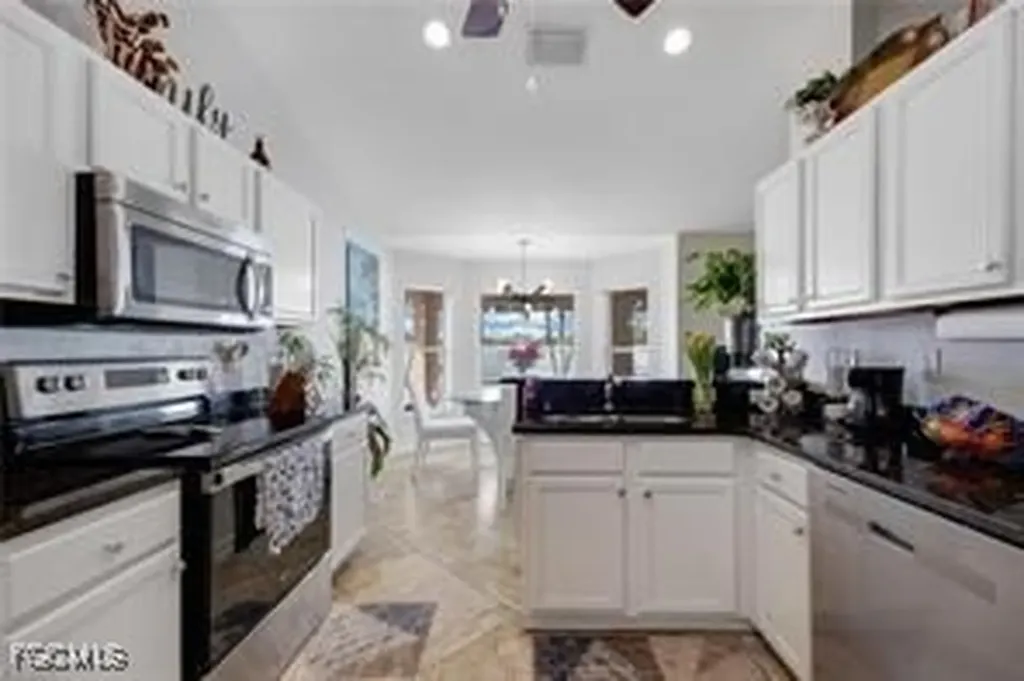 831 NE 23rd Terrace Cape Coral FL 33909