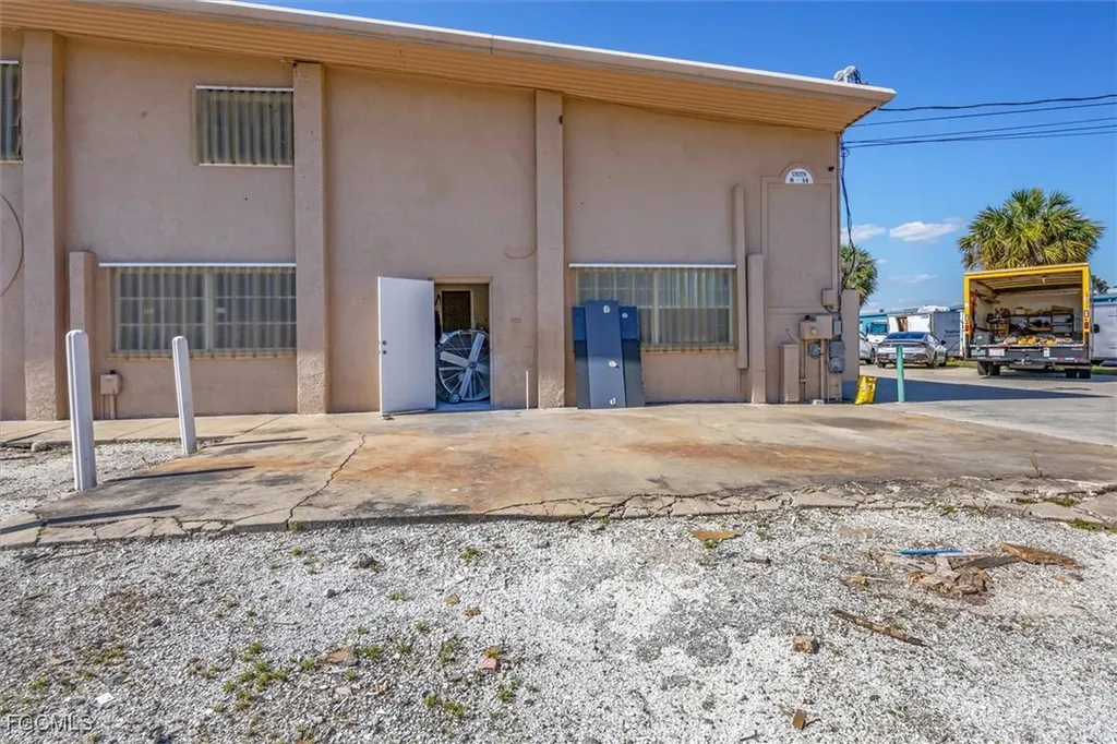 4240 James #8 & 9 Street Port Charlotte FL 33980