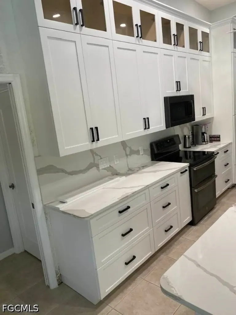 4240 James #8 & 9 Street Port Charlotte FL 33980