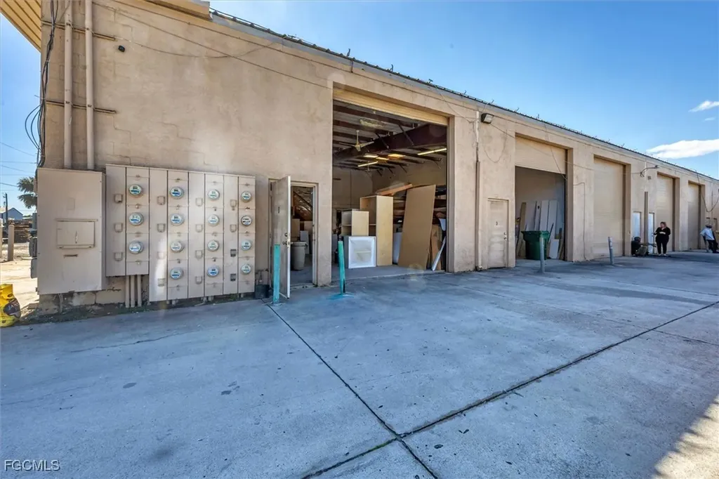4240 James #8 & 9 Street Port Charlotte FL 33980