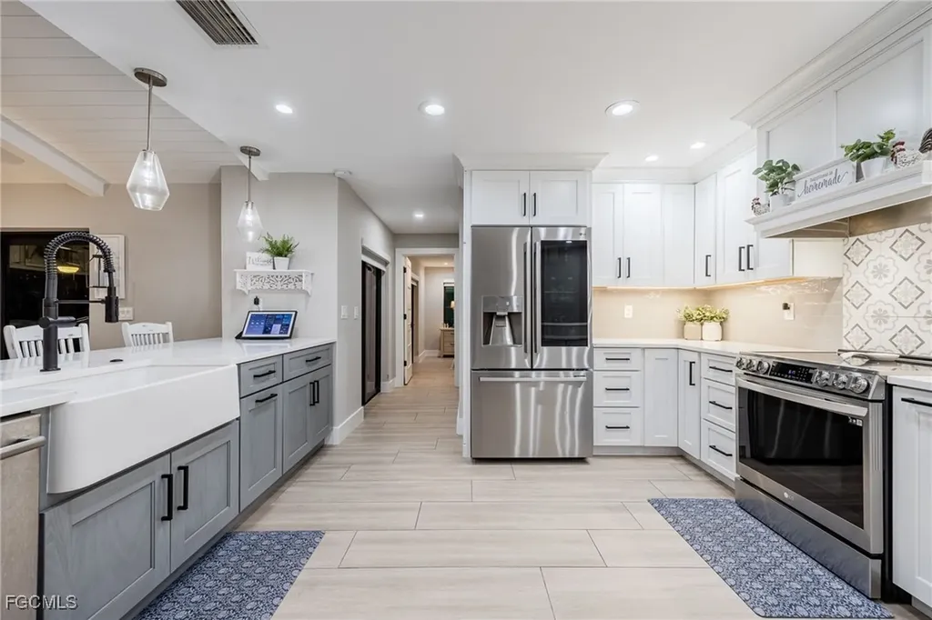 15630 Roberts Lane Fort Myers FL 33908