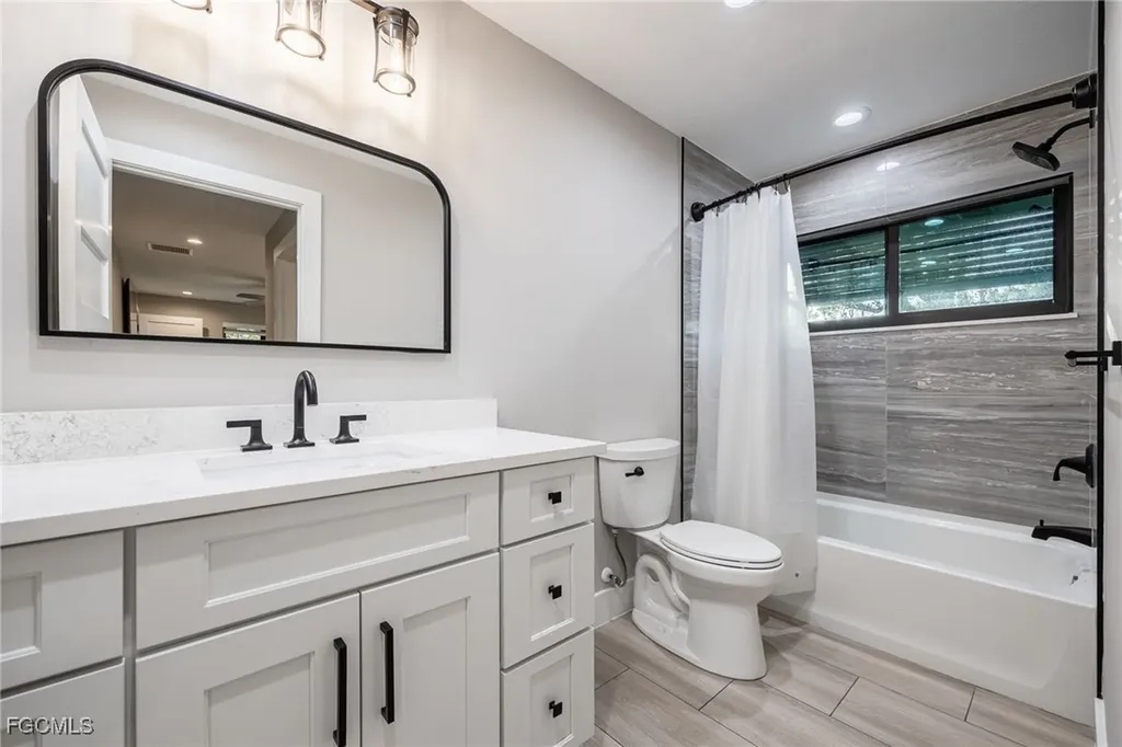 15630 Roberts Lane Fort Myers FL 33908