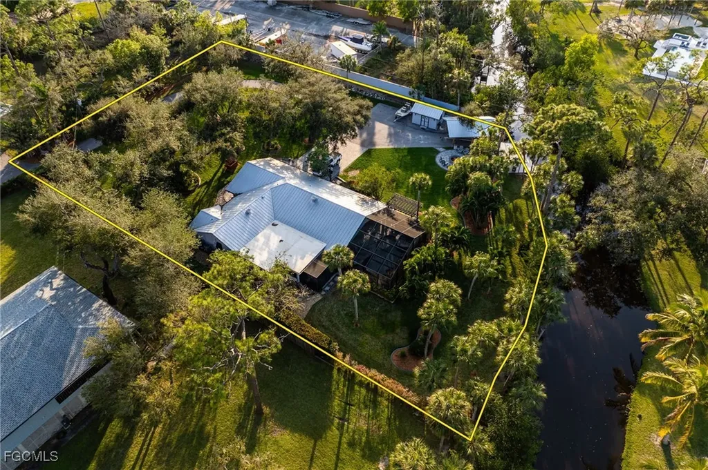 15630 Roberts Lane Fort Myers FL 33908