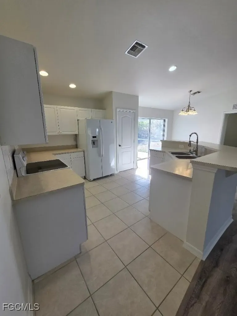 3413 35th Street SW Lehigh Acres FL 33976