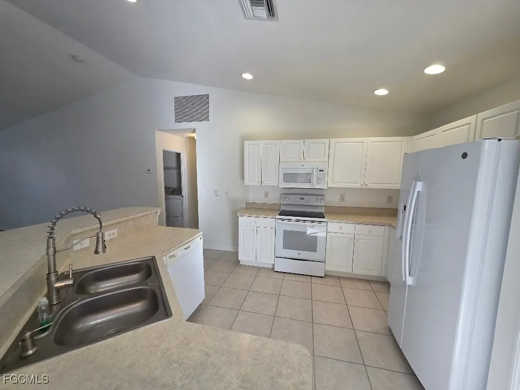 3413 35th Street SW Lehigh Acres FL 33976