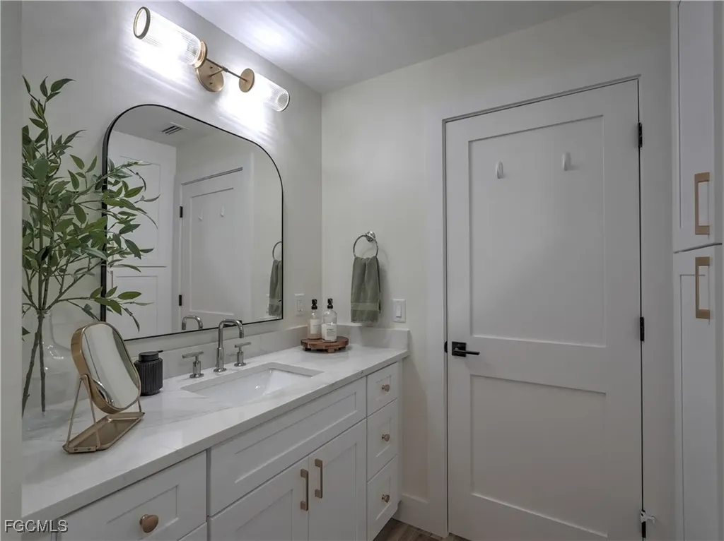 5343 SW 8th Court Cape Coral FL 33914