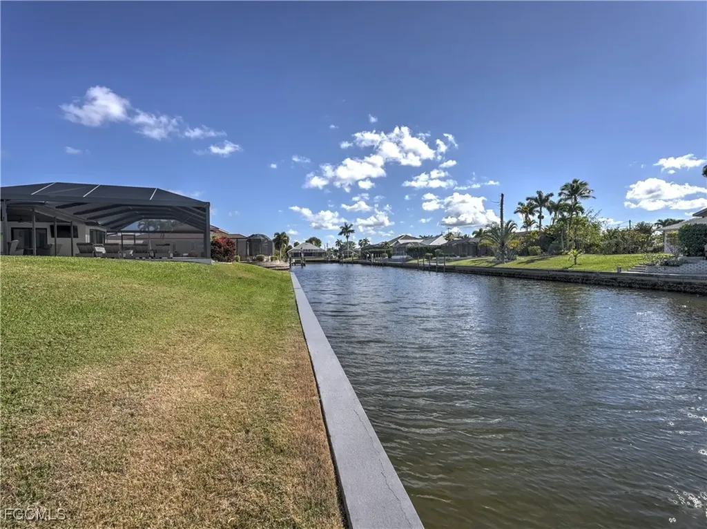 5343 SW 8th Court Cape Coral FL 33914