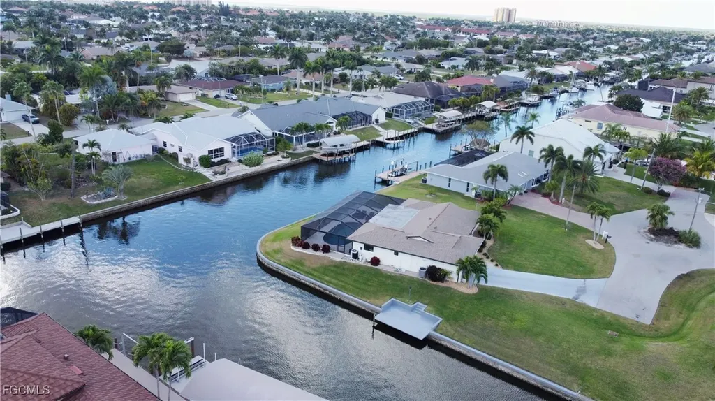 5343 SW 8th Court Cape Coral FL 33914