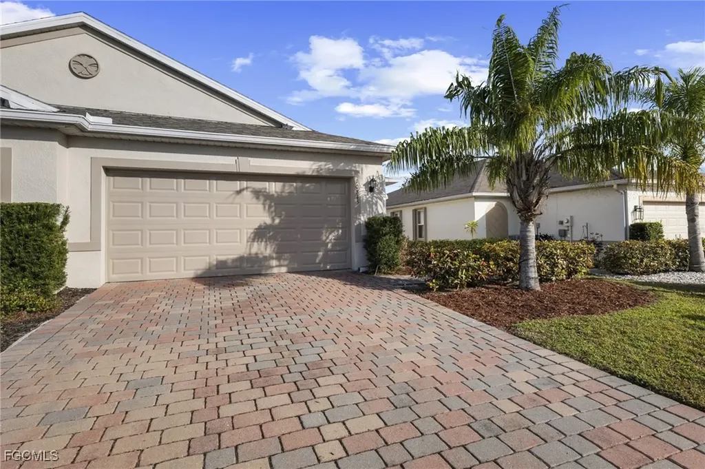 10845 Marble Brook Boulevard Lehigh Acres FL 33936